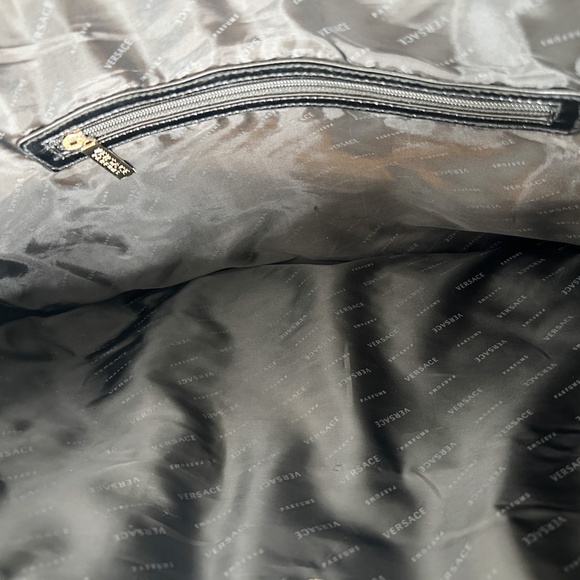 Versace Parfums Large Tote Bag in Black Patent Leather - Picture 4 of 7